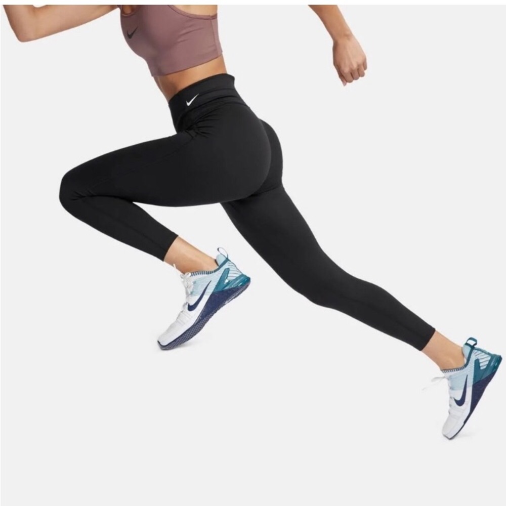 Nike One Sculpt Victory Cropped Legging Small Black